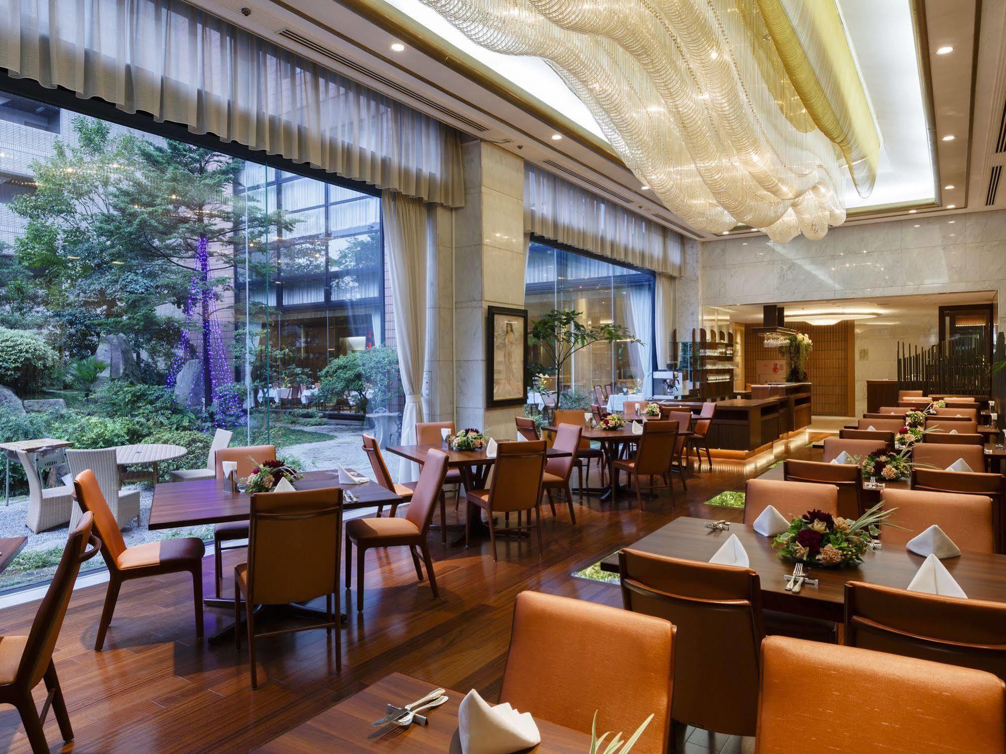 Hotel Pearl Garden Такамацу Экстерьер фото